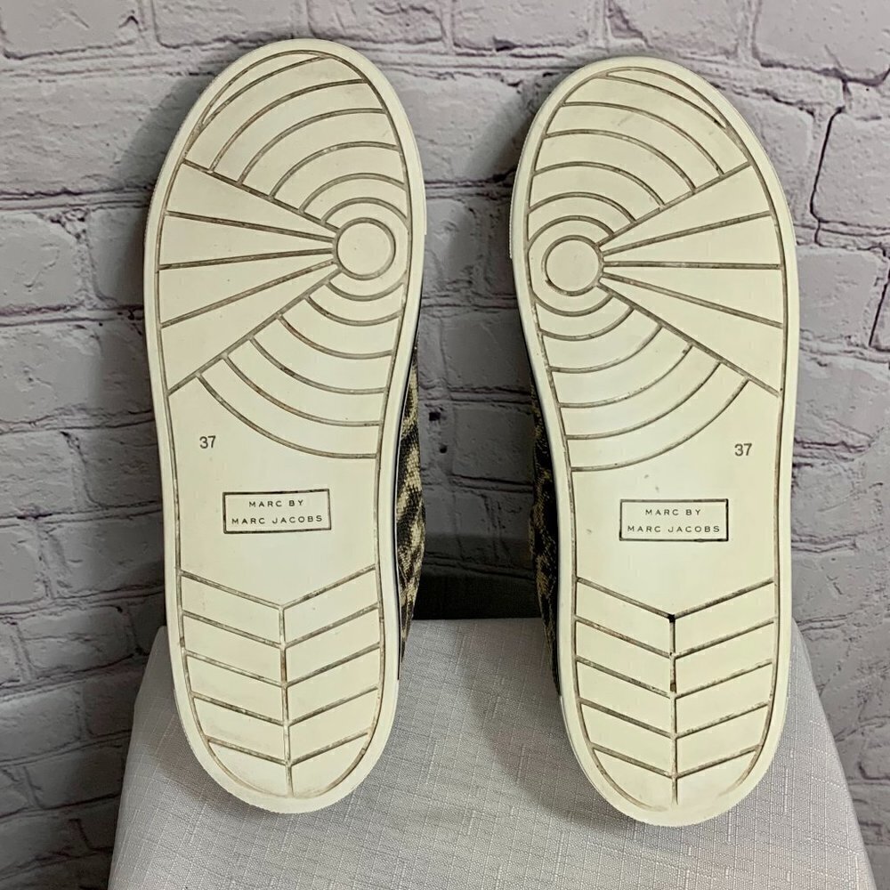 MARC By Marc Jacobs Animal-Print Leather Sneakers Size 7 - Picture 10 of 16